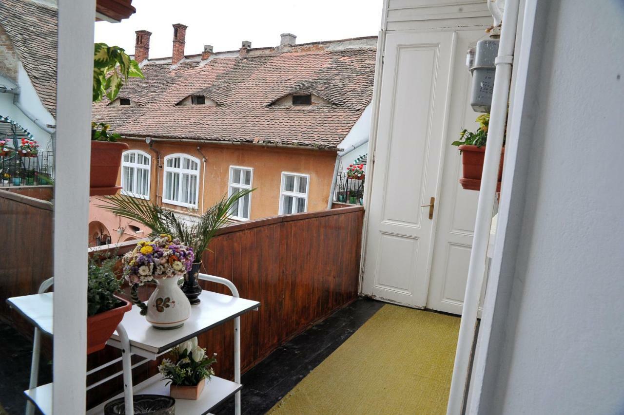 Apartment 9 - City Centre Sibiu Eksteriør billede